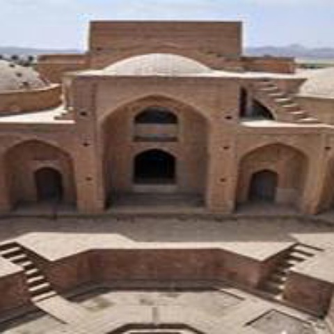 بررسی سبک‌های معماری در خراسان